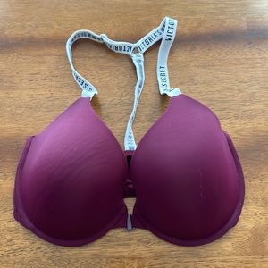 Victoria’s Secret T shirt bra. Sz 32DDD